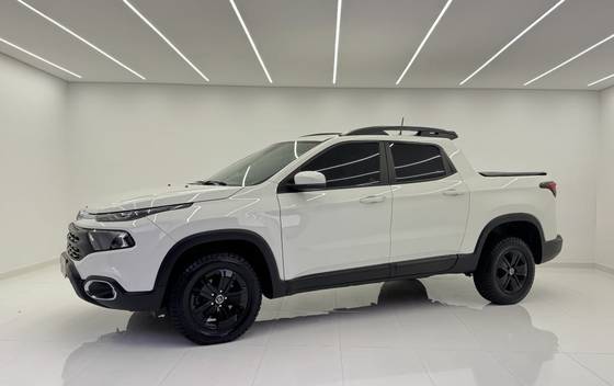 FIAT TORO 1.8 16V EVO FLEX FREEDOM AT6 FIAT TORO 1.8 16V EVO FLEX FREEDOM AT6